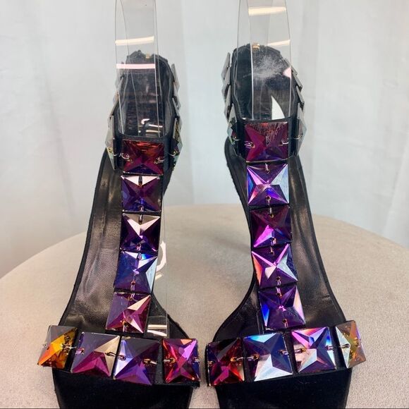 Gucci PINK & PURPLE IRIDESCENT JEWELED BLACK STRAPPY HEELED SANDAL Sz 6 rainbow - Picture 4 of 9